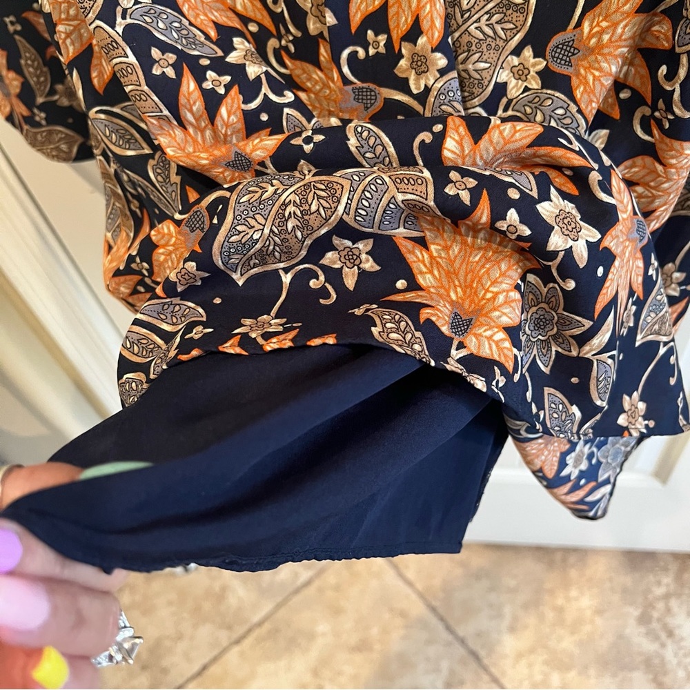 Tularosa Audrey Dress, Navy, Floral, Bell sleeves - Picture 14 of 15